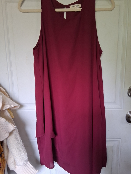 Monteau Dresses & Skirts - Monteau Sleeveless Midi Dress in Wine
